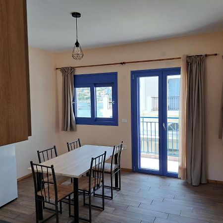 Blue Moon Apartment Agia Efimia ภายนอก รูปภาพ