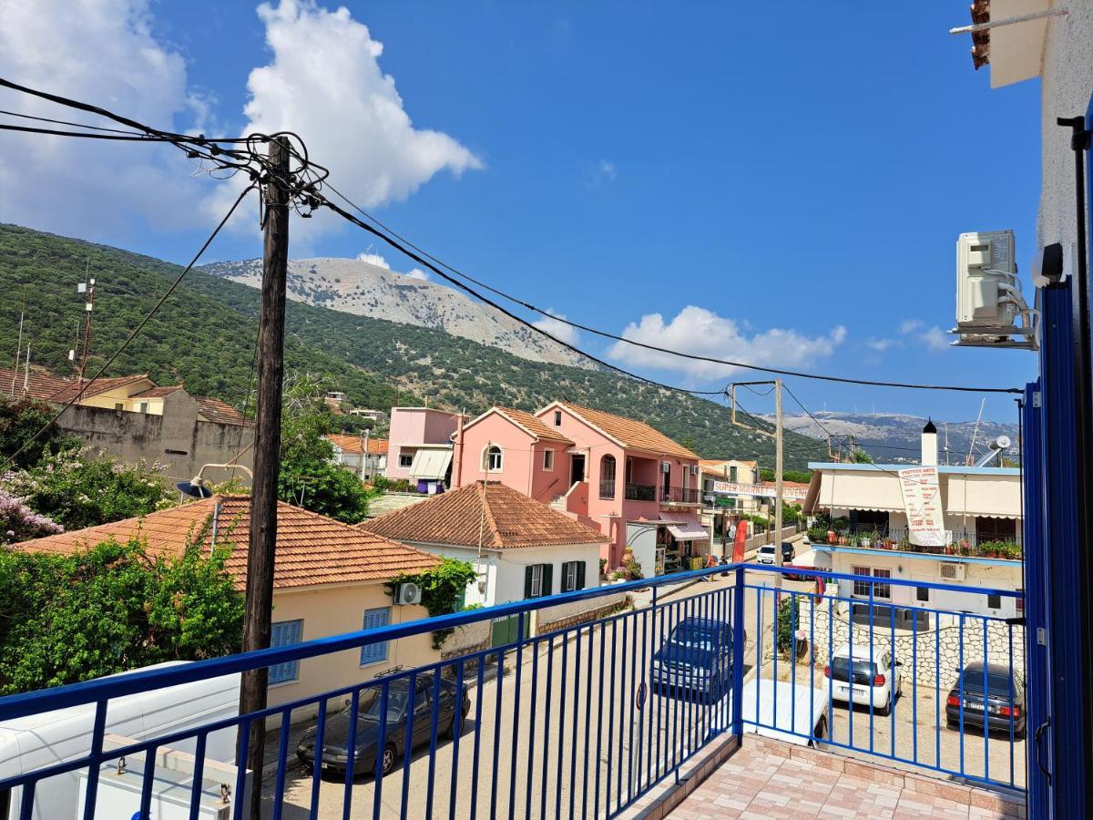 Blue Moon Apartment Agia Efimia ภายนอก รูปภาพ