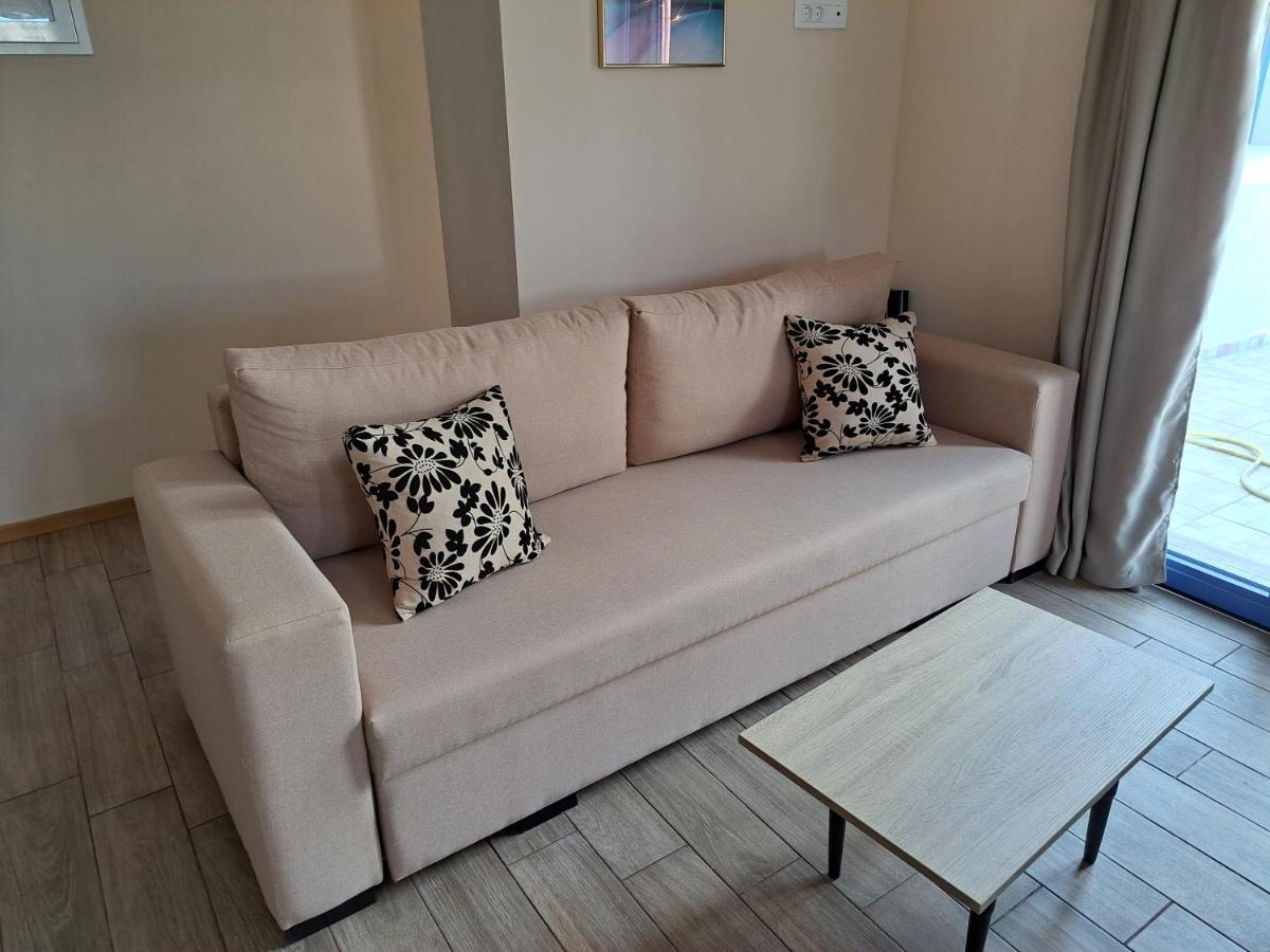 Blue Moon Apartment Agia Efimia ภายนอก รูปภาพ